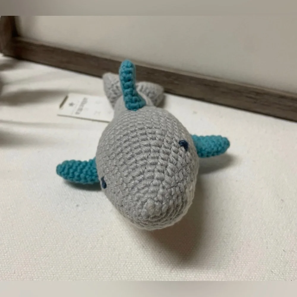 ALBETTA Premium Ltd CROCHET SHARK RATTLE